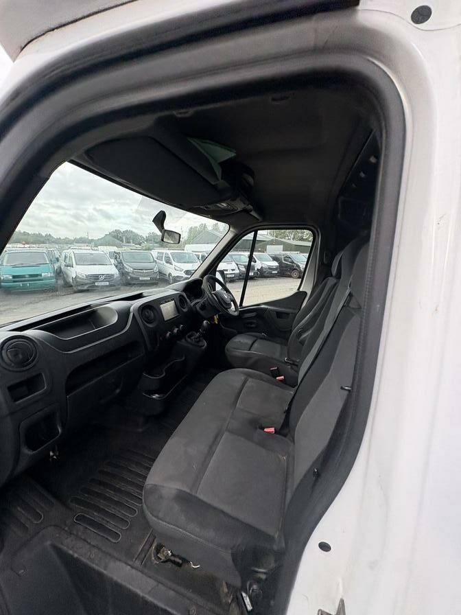 2019 Renault Master – Model: Master 35 LWB – FN69BSY