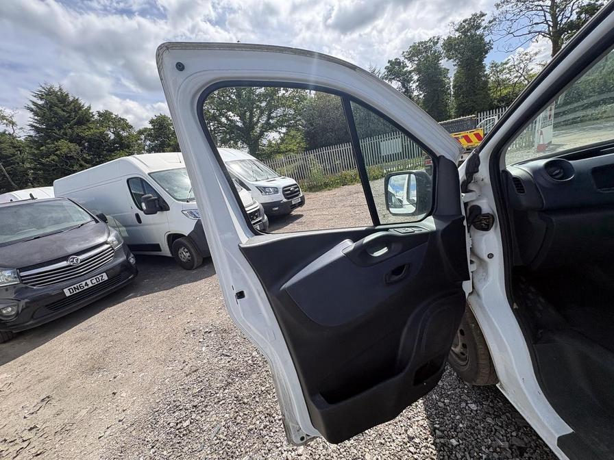 2015 Vauxhall Vivaro – Model: Vivaro  2900 CDTI – DS15EPK